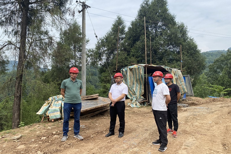 ���������ӵ��ڽ���Ŀ��չ��ǰ�徲���