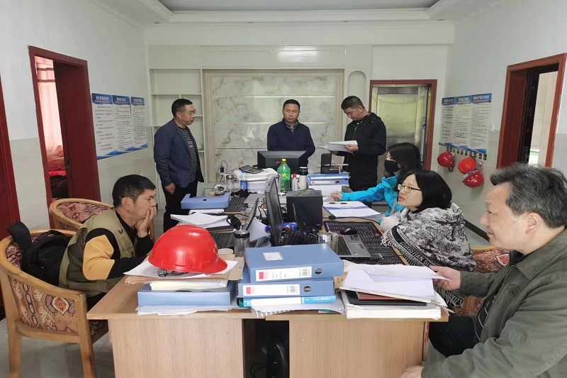 ǿ�������Ų�����  �ϰѡ��徲�ء�