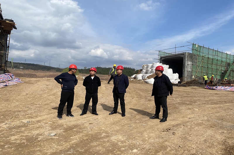 ƴ�������������ک�����ΰ��ս�ڽ���Ŀ