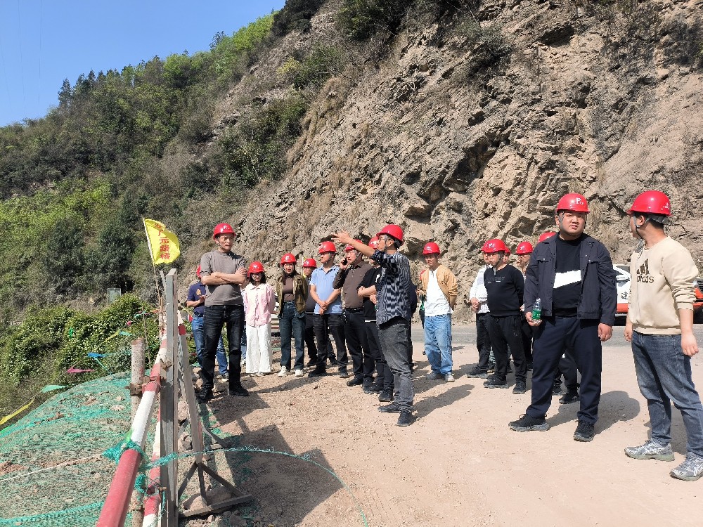 ��ѧ���������¶��У�3044am�������ż�����֯��չ��Ŀ�������ս��������˶�