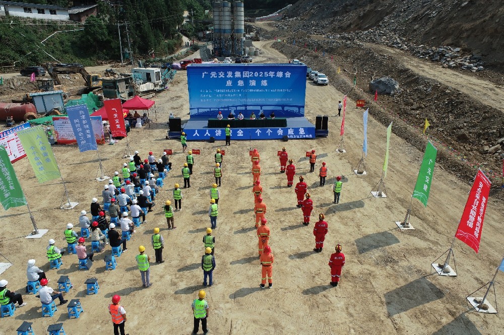 �ڡ�ģ�����顱�����조һ���徲��|3044am�������ż���һ����չ�徲Ӧ���ۺ�����